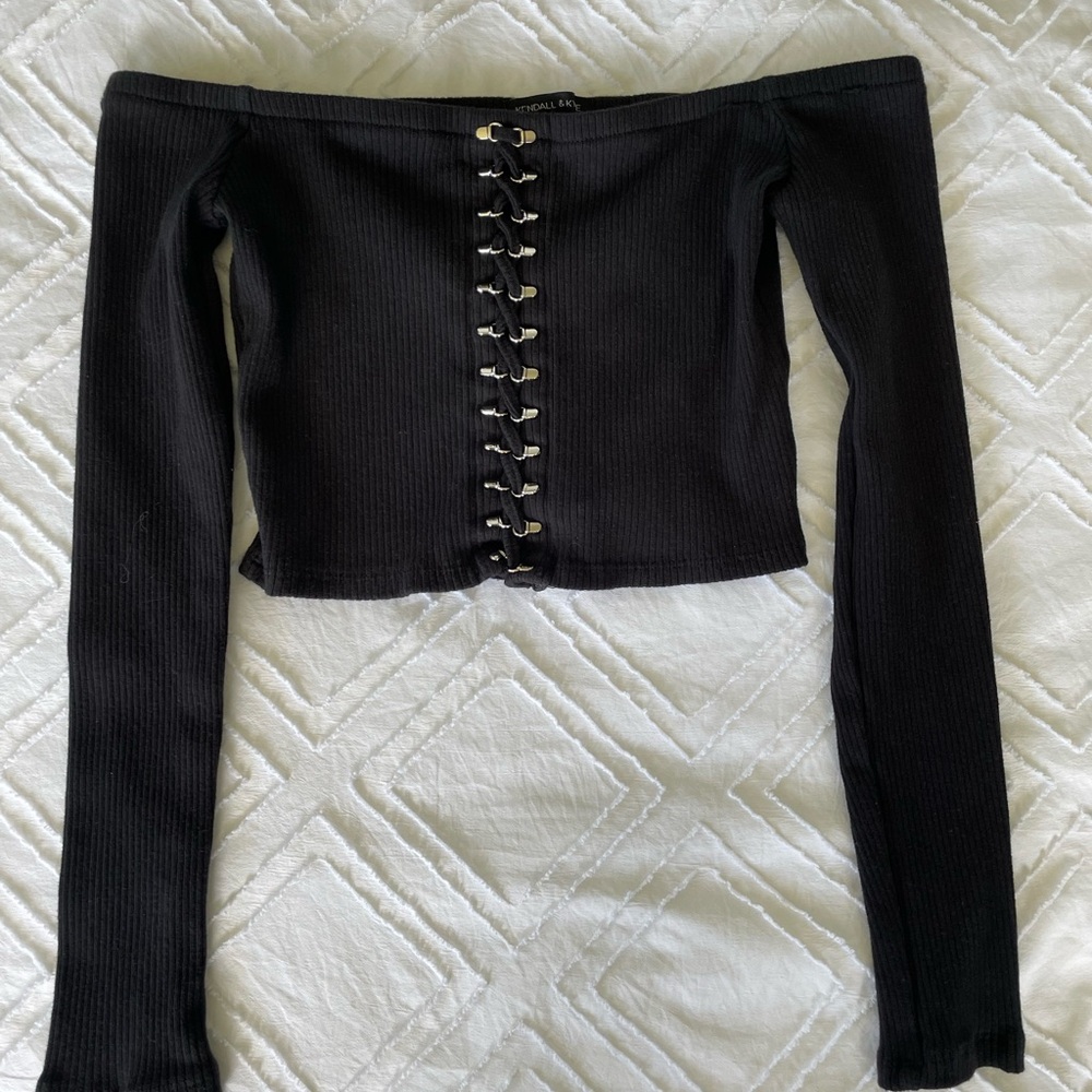 Kendall & Kylie Off The Shoulder Crop Top - Picture 2 of 4